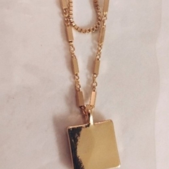 Delicate Gold Layered Necklace - Women Jewelry - Picture 5 of 7